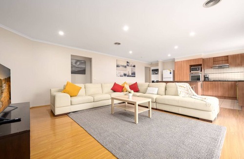 Skye House | The Spacious Peninsula Escape