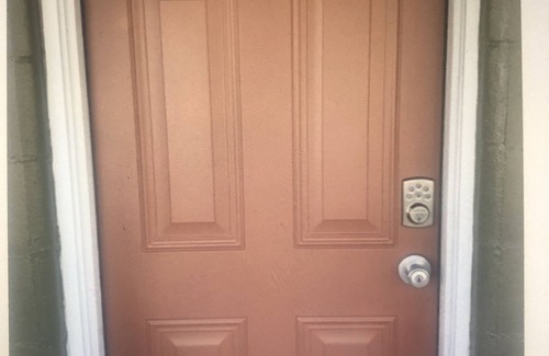 Aurora Apartment | The Squirrels Nest in the quaint village of Aurora