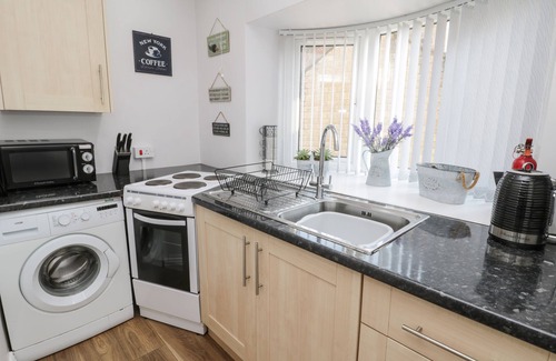 Marske-by-the-Sea Cottage | THE STABLES, family friendly, with a garden in Marske-By-The-Sea