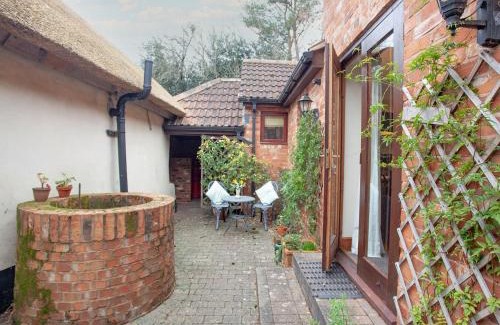 Clyst St Mary House | The Stables