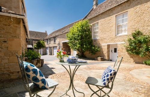 King's Cliffe House | The Stables