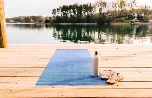 Huddleston House | The StarBird: Waterfront with BIG views! LINENS NOW INCLUDED