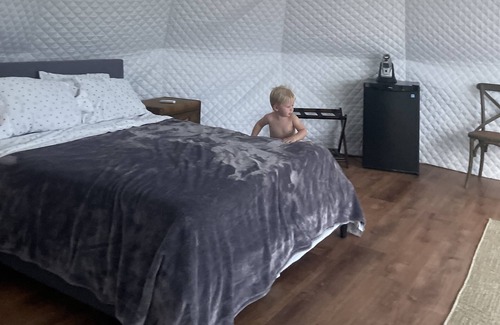 Paige RV Rental | The Stargazer - Lotus with Saltwater Jacuzzi.