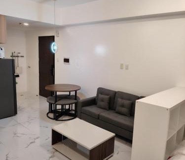 Bagong Pag-asa Apartment | The Stonecast Residences