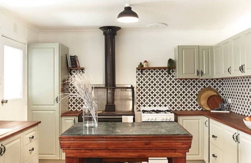 Bailieston House | The Stonehouse Nagambie