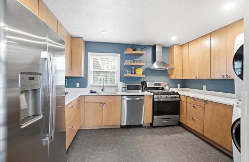 Van Wert House | The Stoop On Spencer Drive