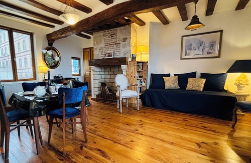 Honfleur House | The striped house in the historic heart of Honfleur