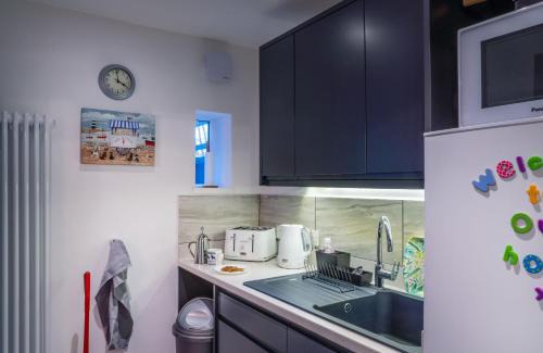 Brighton Apartment | The Studio @ 93 Bernard Rd