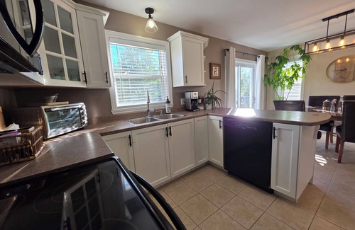 Lower Sackville House | The Suburban Cottage