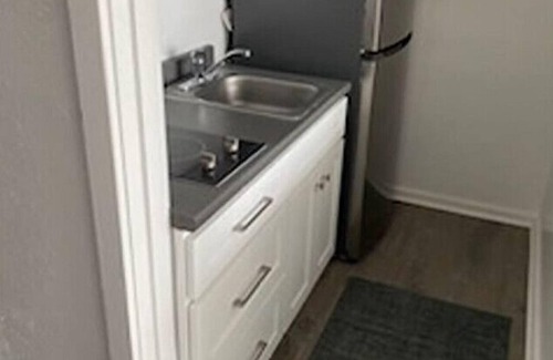 Downtown Klamath Falls Apartment | The Suites at The George 212