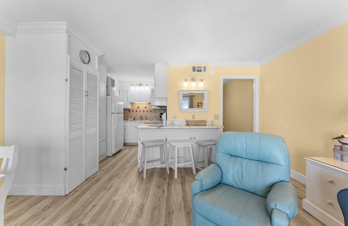 Upper Grand Lagoon Condo | The Summit 726
