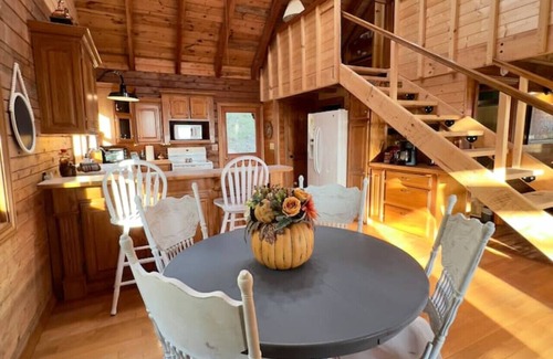 Lampe Cabin | The Sunrise Cabin w/Amazing Views