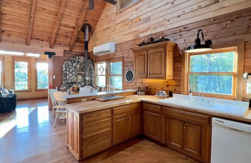 Lampe Cabin | The Sunrise Cabin w/Amazing Views