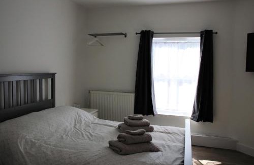 Netley Hotel | The Swan Inn