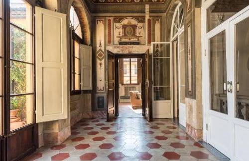 Sant' Ambrogio Apartment | The Terrace in Florence Apt