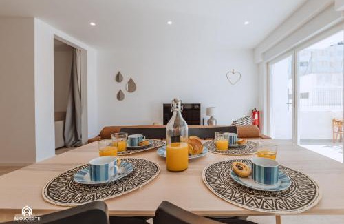 Praia de Santa Cruz Apartment | The Terrace - Santa Cruz