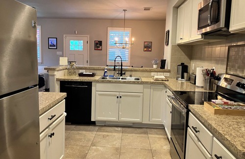 McKinney House | The Texas Bluebonnet 3 Bd/2.5 bth 2-Story in Historic Downtown McKinney Area