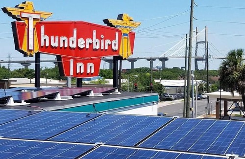 Yamacraw Village Hotel | The Thunderbird Inn