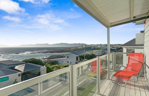 De Kelders House | The Tides at Gansbaai by Host Agents