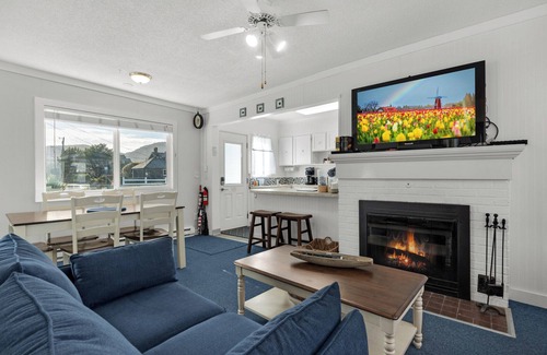 Seaside Cottage | The Tides by the Sea - Entire rental unit in Seaside, Oregon, United States