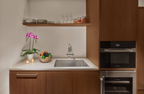 Ginza Hotel | The Tokyo EDITION, Ginza