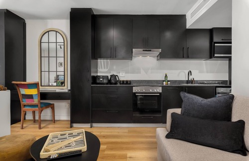 Cape Town City Centre Apartment | The Tokyo | Modern CBD Apartment | No loadshedding