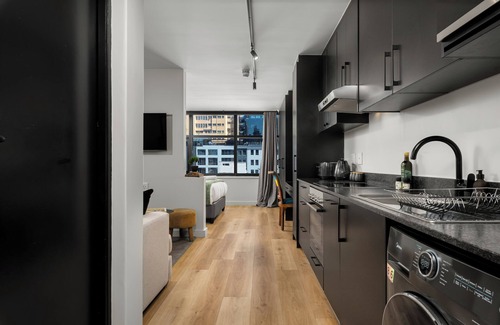 Cape Town City Centre Apartment | The Tokyo | Modern CBD Apartment | No loadshedding