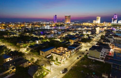 Atlantic City House | ❤️ The Top End Townhomes with Stunning Views On One-Of-A-Kind Rooftop Deck! WOW!