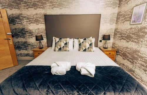 Crieff Hotel | The Tower Gastro Pub & Apartments