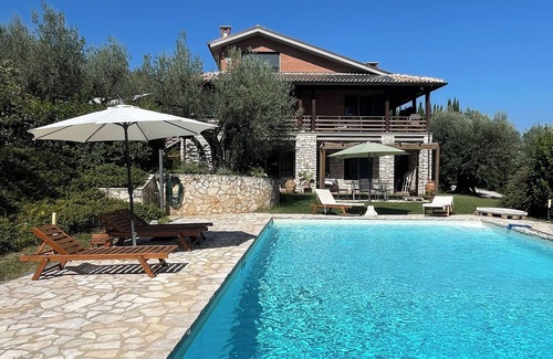 Badiola Apartment | The tranquility of the Umbrian countryside a stone's throw from the center of Perugia