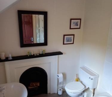 Selkirk Hotel | The Tushielaw Inn