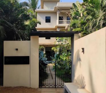 Morjim Hotel | The Twelve Palm Resort