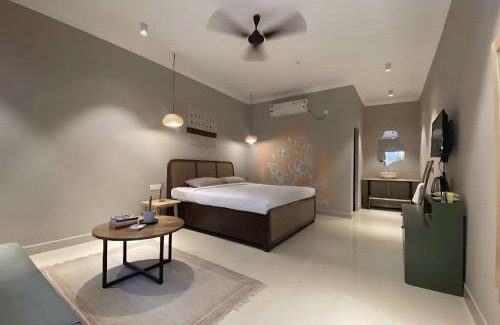 Morjim Hotel | The Twelve Palm Resort