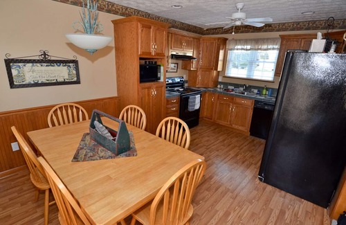 Scottsville House | The Ultimate In Relaxation At The Lake