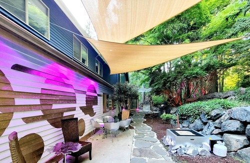 Inglewood Villa | The ultimate luxurious getaway. Indoor Hot Tub, Private Lounge area.