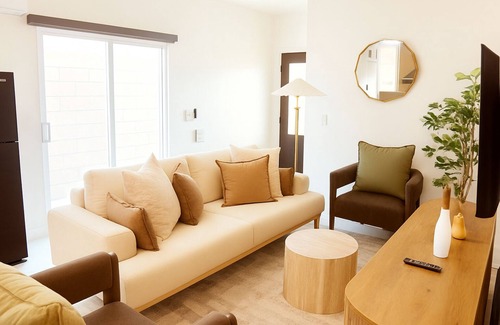 Riverview West House | The Ultimate OC Stay – NEW Stylish 6BR Home Perfect for Families & Groups!