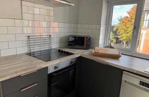 Trafford Apartment | The Upper Gathering - Sleeps Up To 9