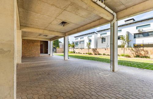 Menlo Park Apartment | The Urban Loft