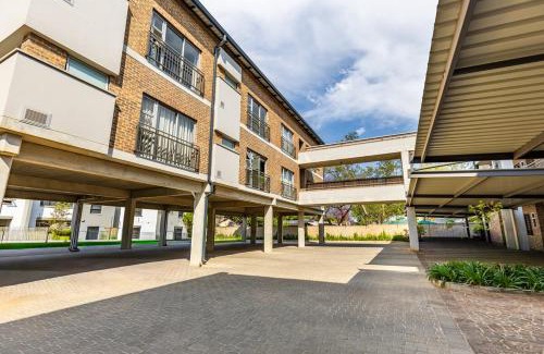 Menlo Park Apartment | The Urban Loft