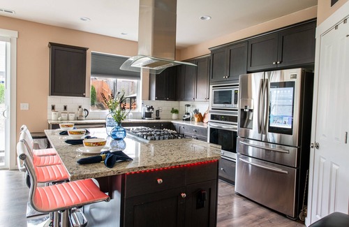 Fort Lewis House | The Utopia Luxury Stay