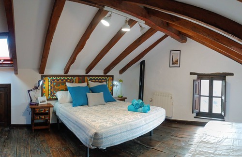 Villar de Pineres Cottage | The Vallicuerra - The Carbayu