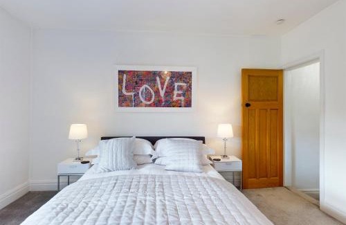 Delph House | THE VIEW!