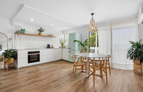 Mooloolaba Hotel | The Villa's Mooloolaba - Villa 4