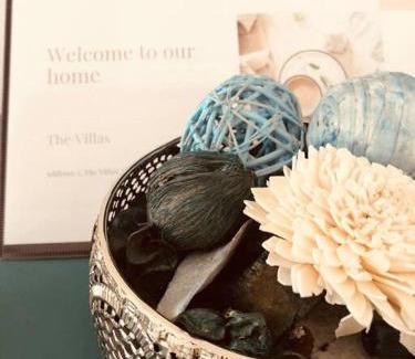 Buckingham Villa | The Villas - Modern Comfort, 15 mins to Silverstone and Milton Keynes - Free parking, Prime, Netflix