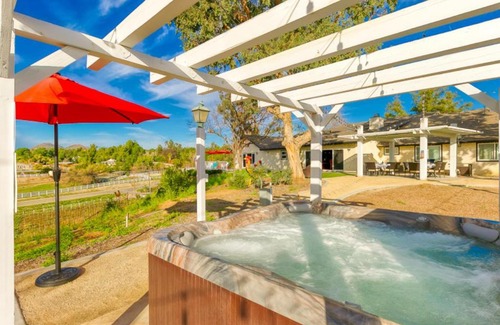 Temecula House | The Vineyard Estate & Wine Country Couples Cottage