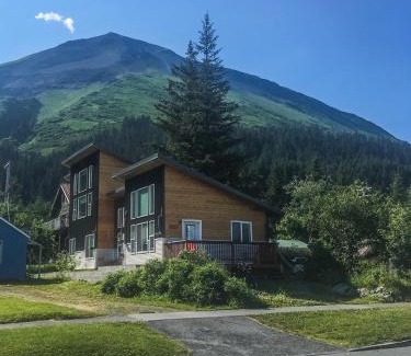 Seward Bed & Breakfast | The Vue B&B