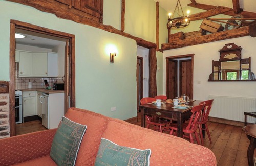 Fiddington Cottage | THE WAGON HOUSE, pet friendly, with a garden in Bicknoller