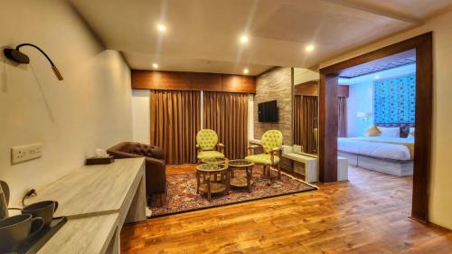 Pahalgam Hotel | The Walnut Creek Pahalgam