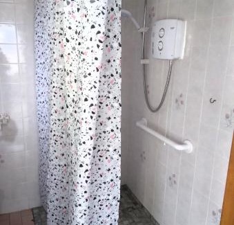 Knockaderry Cross Roads House | The Wandering Donkey Guest House