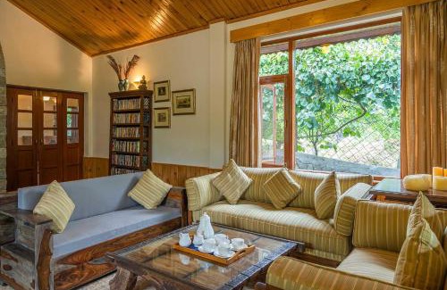 Khattalwada Villa | The Water Willow By Vanavya